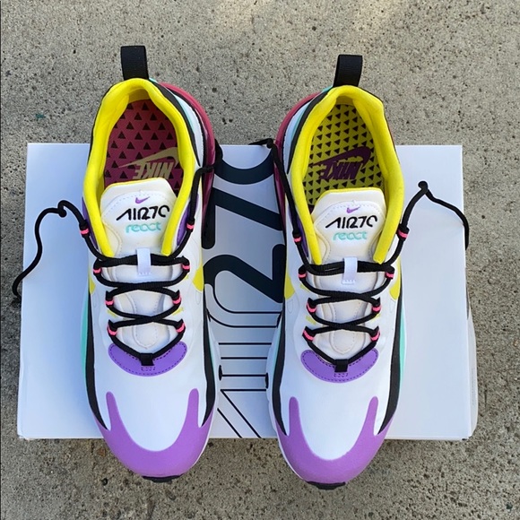 🦄Nike Air Max 270 React🦄 (BRAND NEW) - Picture 3 of 8